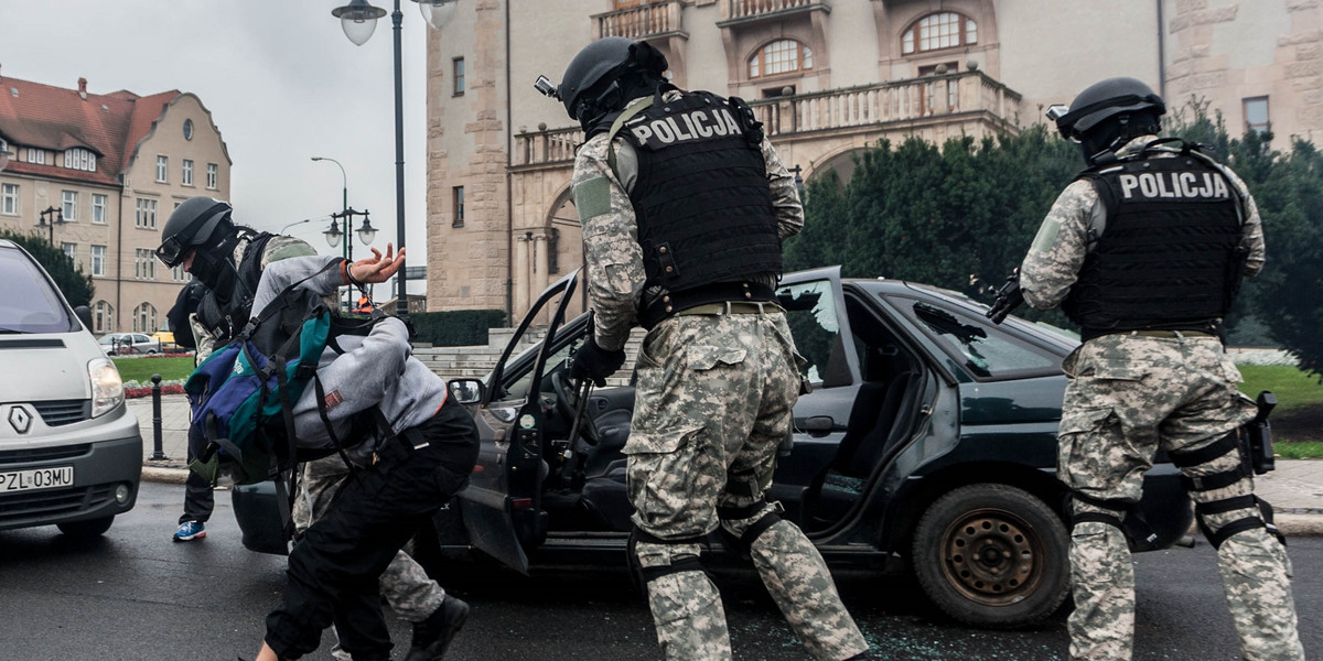 Ćwiczenia antyterrorystów w Poznaniu