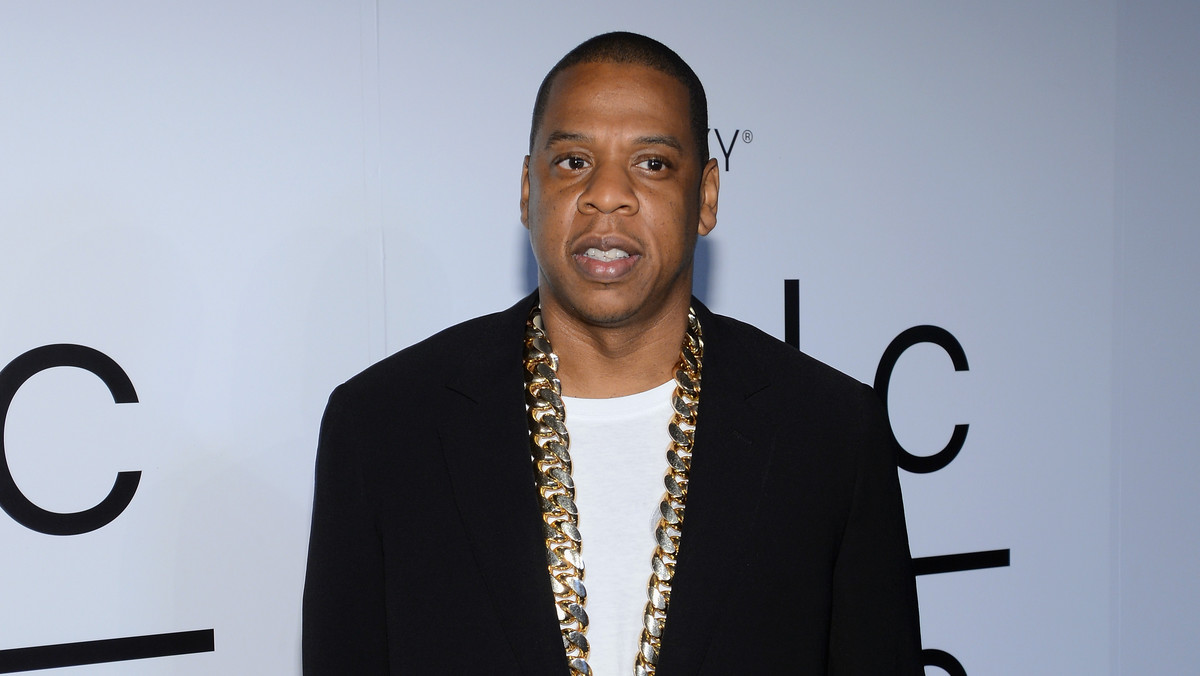 Jay Z zadebiutował na szczycie zestawienia listy Billboardu ze swoim najnowszym albumem "Magna Carta Holy Grail". Raper zadecydował także, że pozbywa się myślnika ze swojego pseudonimu - Jay-Z jest więc już historią.