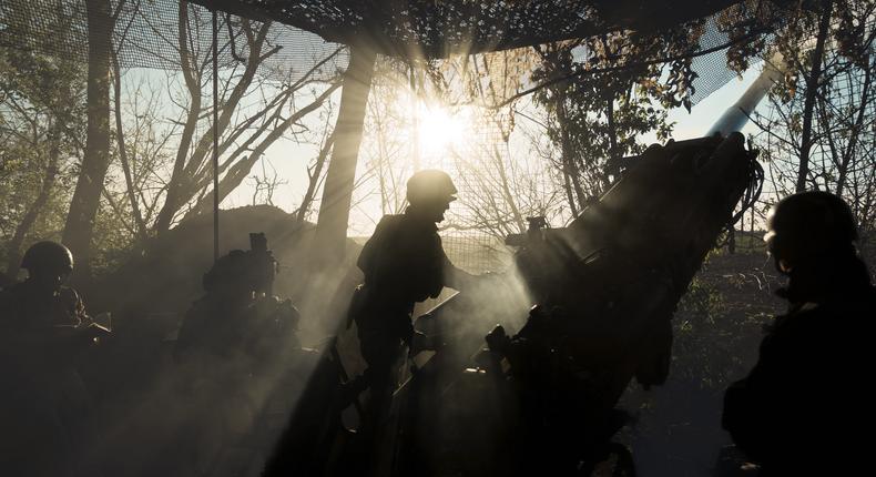 Ukrainian soldiers fire a M777 howitzer near Bakhmut on May 17, 2023.Photo by Serhii Mykhalchuk/Global Images Ukraine via Getty Images