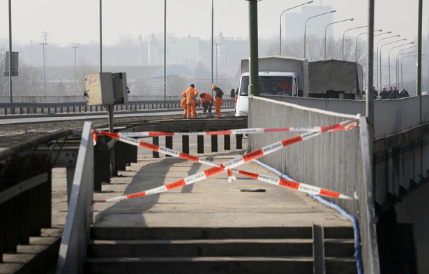 Do pożaru Mostu Łazienkowskiego doszło 14 lutego