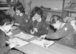 Sentymentalny QUIZ o szkole w PRL-u. Zdobędziesz komplet punktów? Pytanie nr 10 to zagwozdka