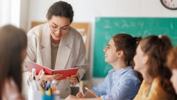 6 dużych zmian w szkołach od roku szkolnego 2026/2027 roku. Nowe przedmioty, więcej godzin i obowiązkowy tydzień projektowy