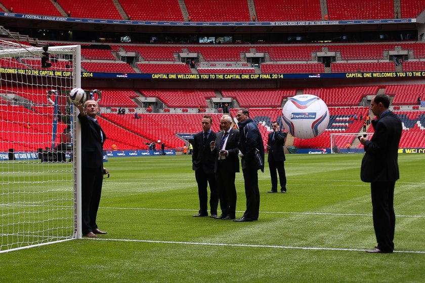 Goal-line podczas EURO 2016. Wybrano system obsługujący tą technologię. To Hawk-Eye