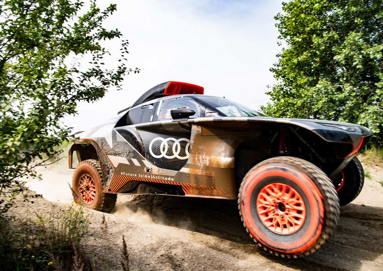 Audi RS Q e-tron Dakar 2022