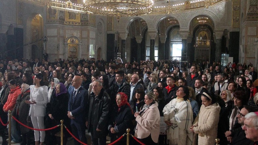 Uskršnja liturgija u Hramu Svetog Save u glavnom gradu Srbije Beogradu | Foto: FONET