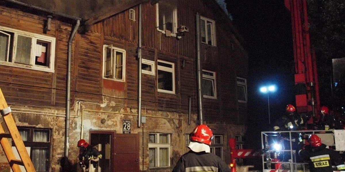 Stracili dom, bo sąsiad zrobił sobie grilla.