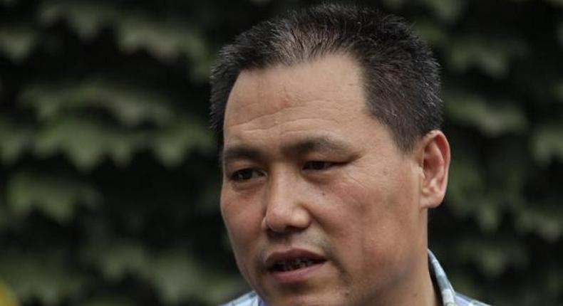 Trial of China rights lawyer lasts three hours, police block court access