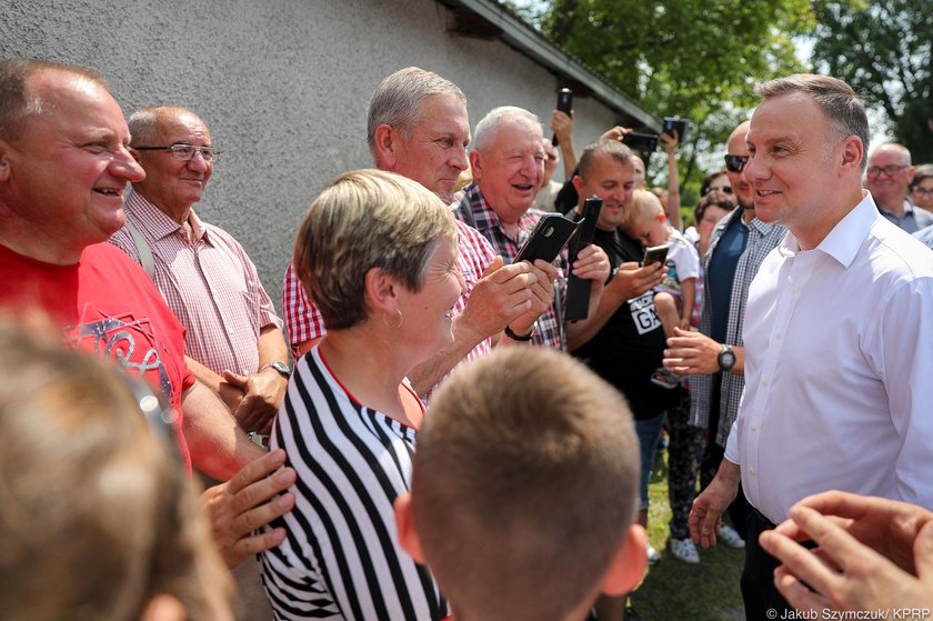 Prezydent Andrzej Duda u Bardowskich. Skrytykowali ich za strój