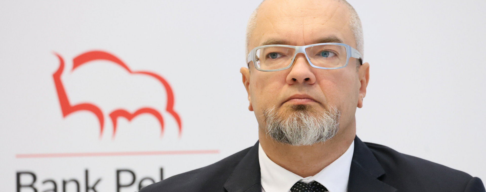 Główny analityk Banku Pekao komentuje m.in. kwestie inflacji w Polsce i KPO.