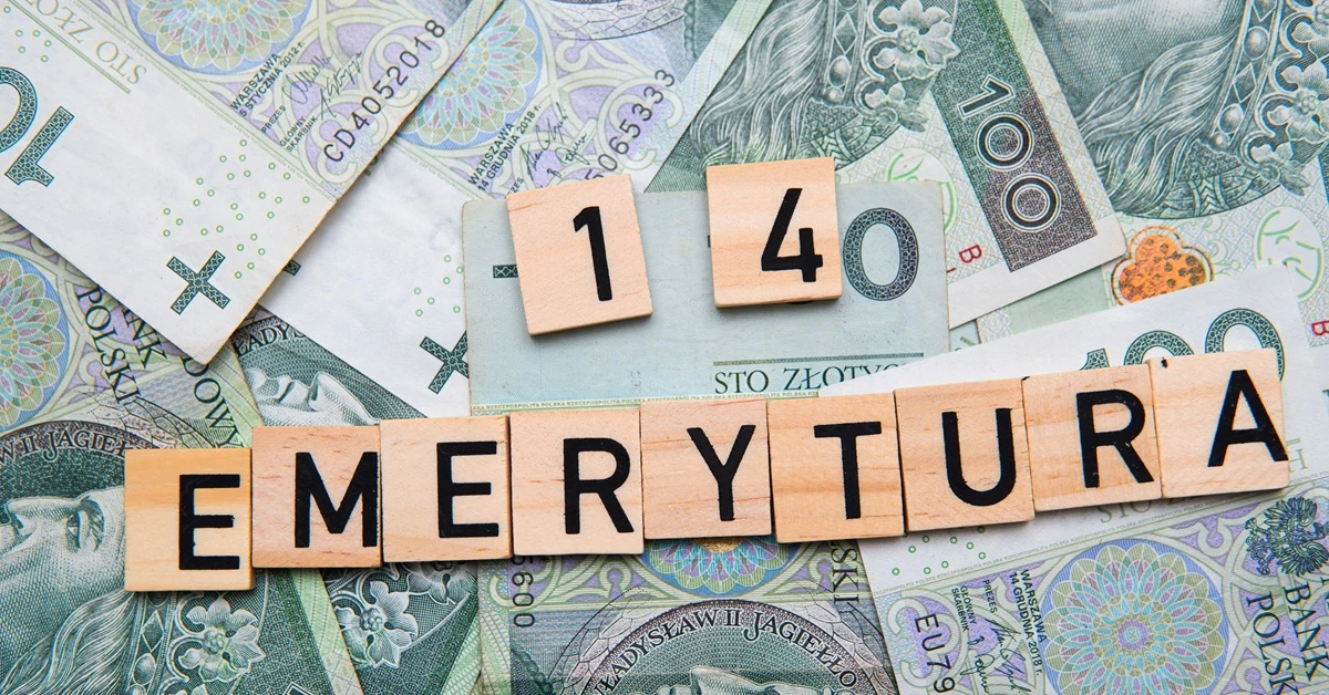 Вы можете получить до 1709 злотых дополнительно! Проверьте, сколько будет ваша четырнадцатая пенсия