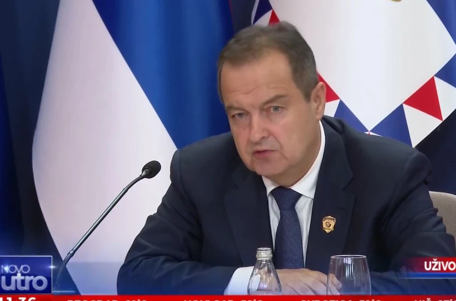 Ivica Dačić kaže da je 14 lica odvedeno zbog sumnje da su izvršili krivično delo