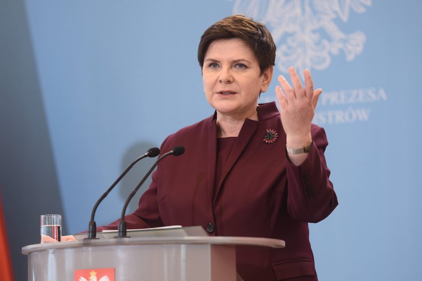 Trudne pytanie do premier Szydło o aneks do raportu WSI.