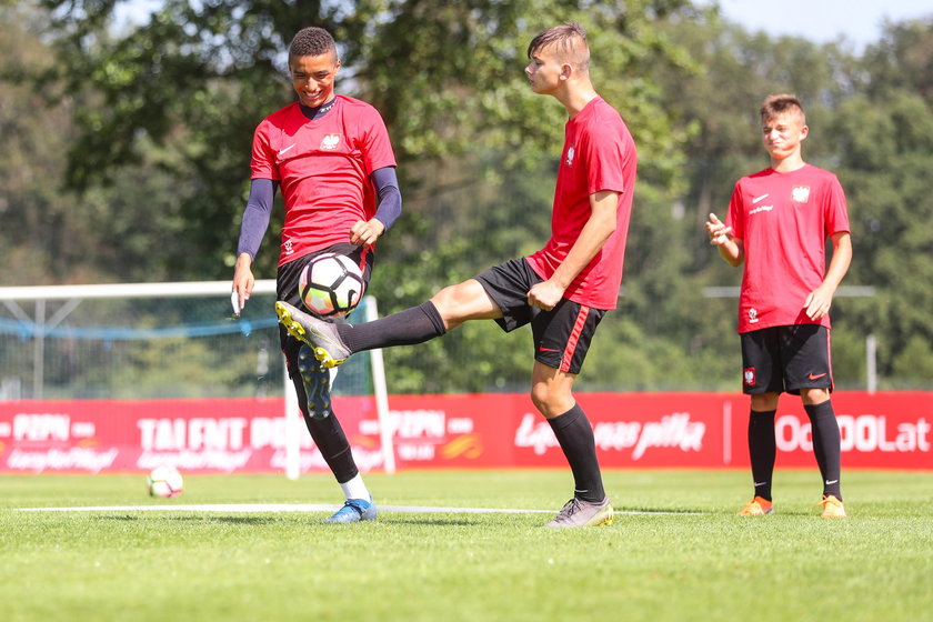 EURO 2020 coraz bliżej, a to oznacza, że poznajemy więcej szczegółów dotyczących przygotowań reprezentacji Polski do tego turnieju.