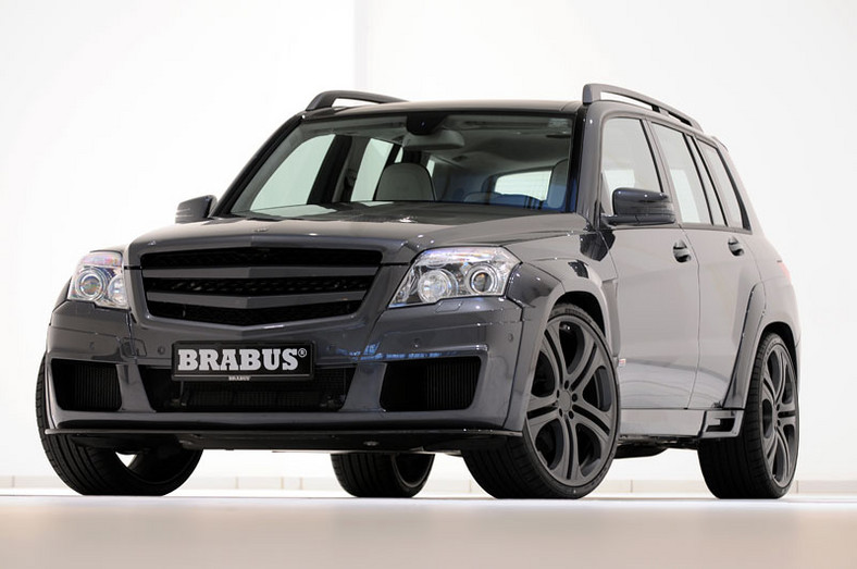 Najszybszy SUV świata to Mercedes GLK Brabus V12