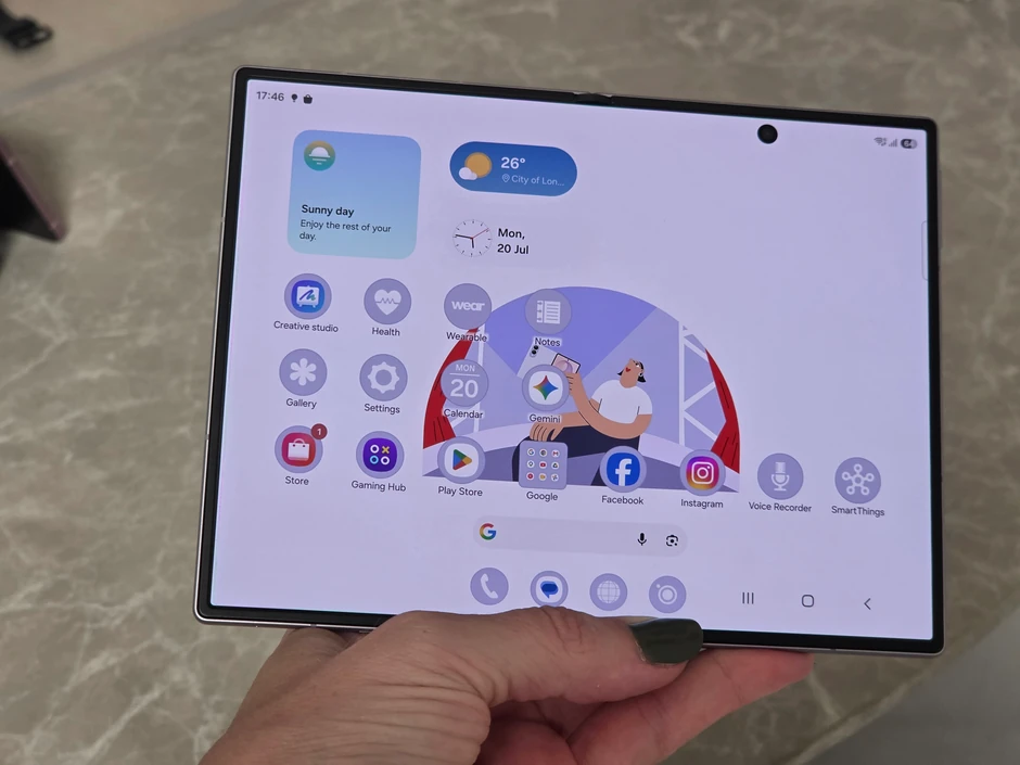 Samsung Galaxy Z Fold 8