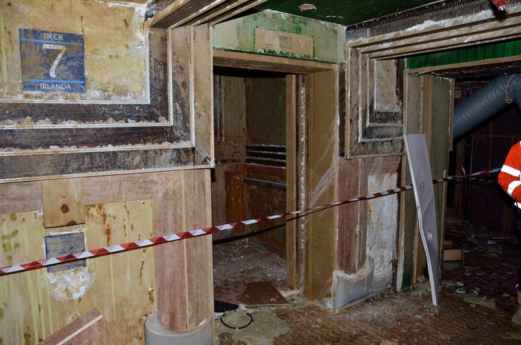 Costa Concordia. Fot. EPA/GROSSETO COURT