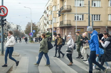 Praktyki za dobre słowo, staż za głodową stawkę. Nadal oczekuje się pracy za darmo