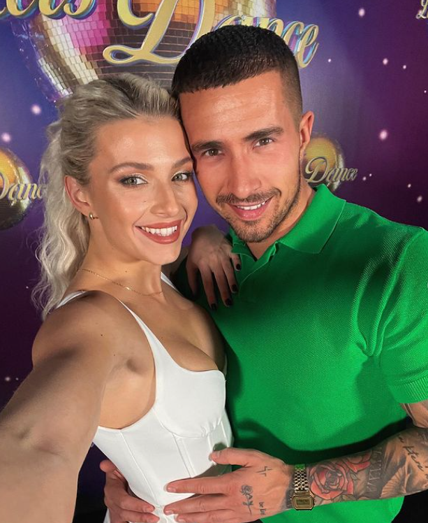 Laura a Martin: Zaľúbili sa v reality šou Love Island. 