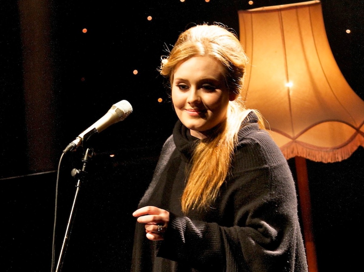 Adele dostało się od Karla Lagerfelda: Jest trochę za gruba