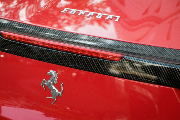 Ferrari logo brand marka