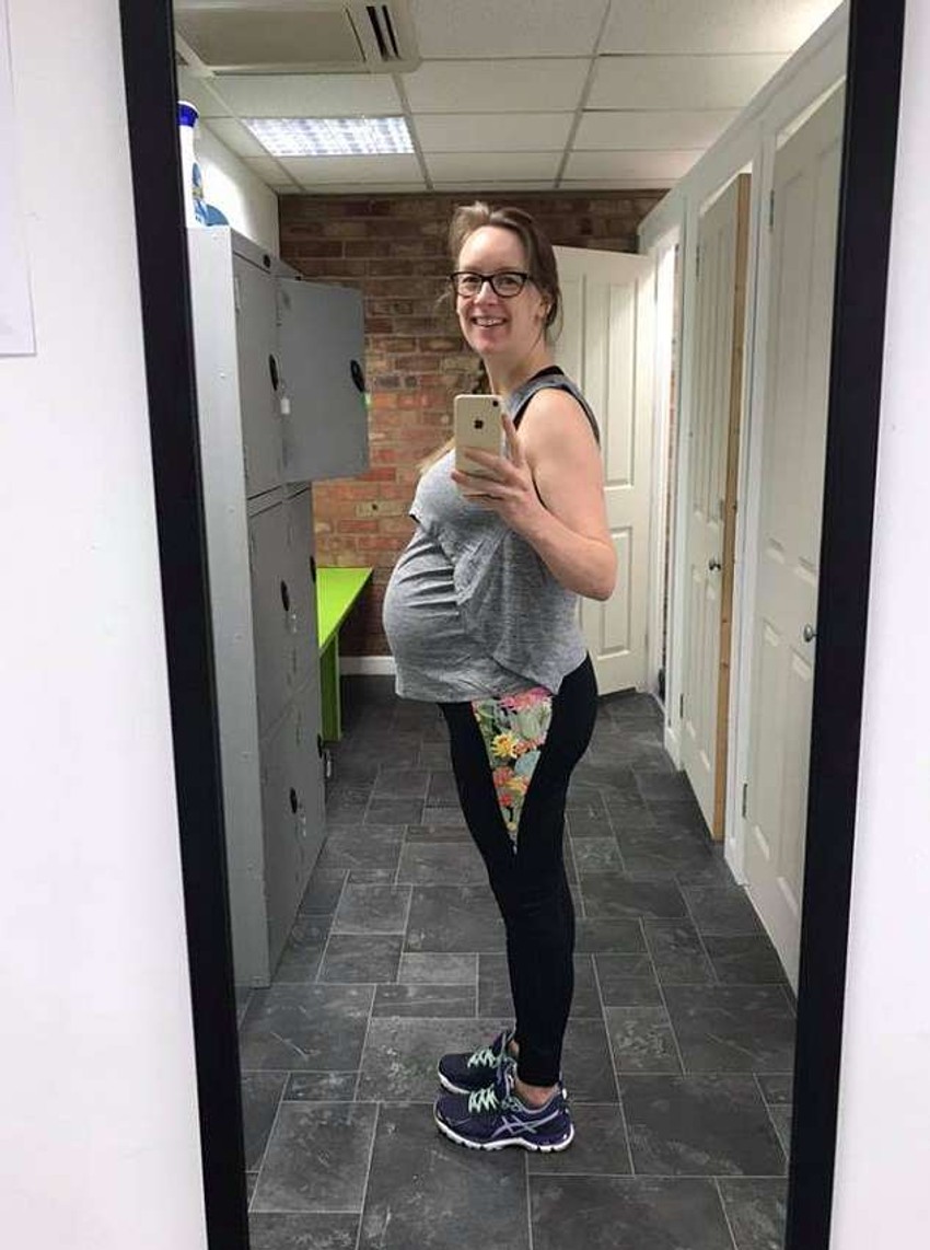 Svi su mislili da je trudna - Kejli Hening