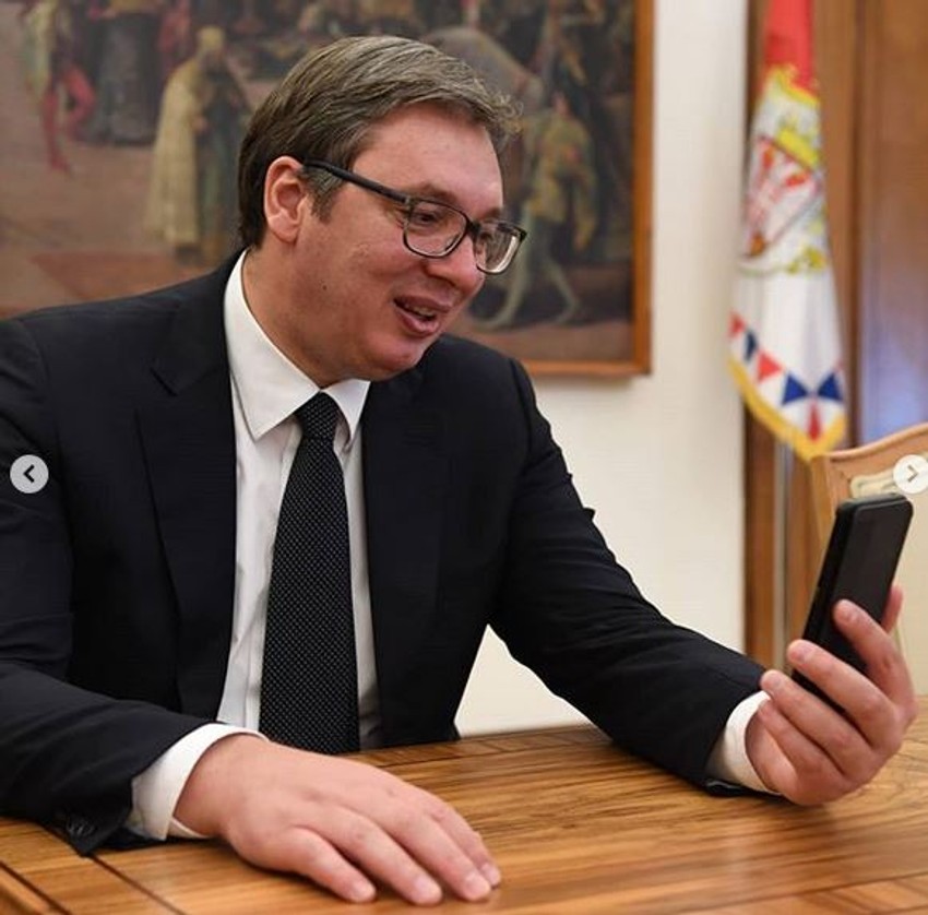 Vučić pozvao baka Milicu