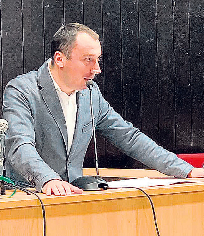 Aleksandar Pavić predvodi mladu struju u DS koja je bliža ideji ujedinjenja stranke nego onoj koja se drži Saveza za Srbiju