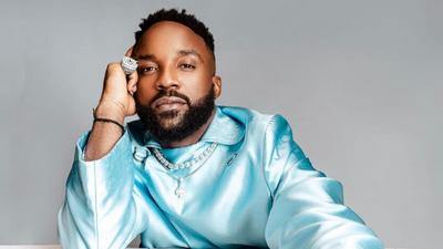 Iyanya believes that keeping your happy moments off social media is key