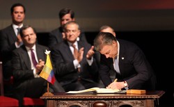 Prezydent Kolumbii podpisał nowe porozumienie pokojowe między rządem a FARC