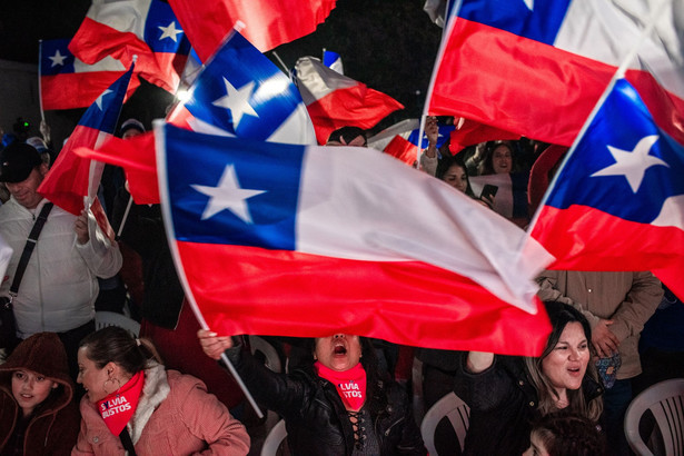 Chilijskie władze zdecydowały, że 50 proc. kandydatów i 50 proc. wybranych członków konstytuanty winny stanowić kobiety.