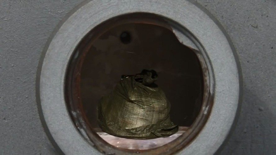 Mobilne krematorium IN-50.1K zbudowane na bazie ciężarówki Volvo