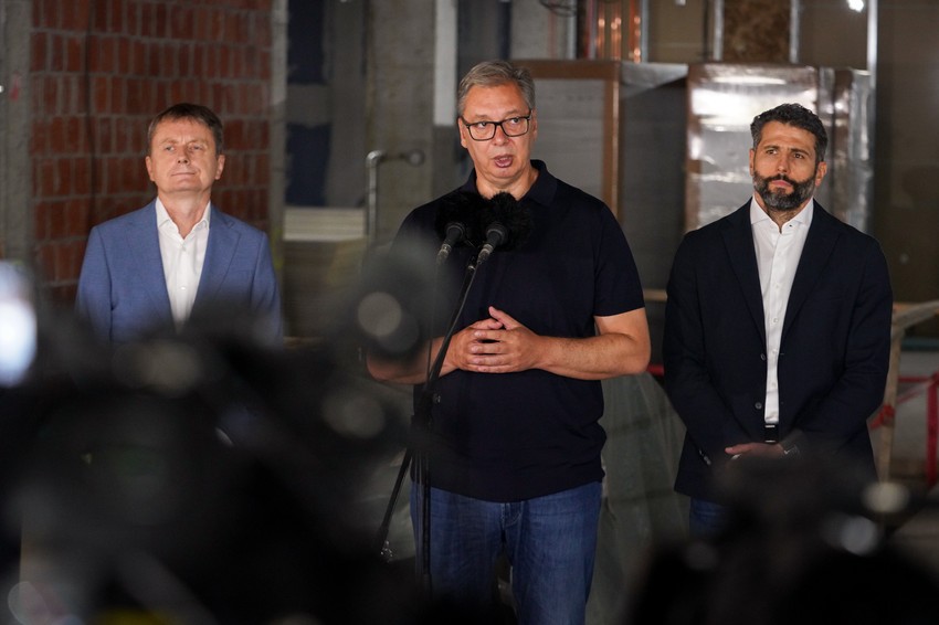 Aleksandar Vučić obilazi radove na izgradnji Univerzitetske dečje klinike Tiršova 2  