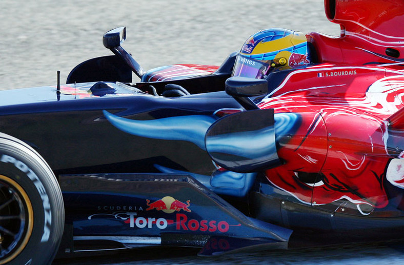 Formuła 1: Fernando Alonso pokazał klasę w Jerez (fotogaleria z testów)