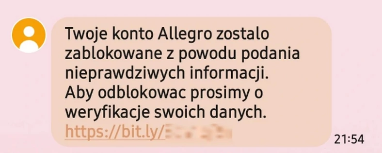 Tak wygląda nieprawdziwa wiadomość wysyłana przez oszustów