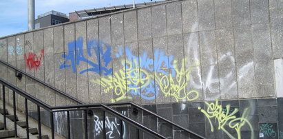 Usuną graffiti z przejść podziemnych
