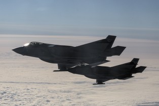 Samoloty F-35 kontra drony. Walka nie będzie trudna, ale bardzo kosztowna