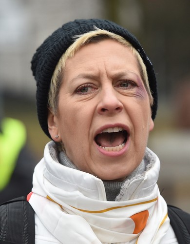 Prezes zarządu Stowarzyszenia Kongres Kobiet, dziennikarka Dorota Warakomska, podczas 'Marszu pand'