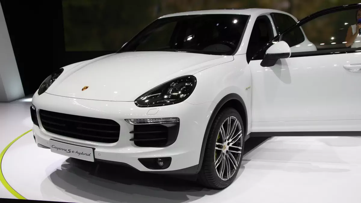 Porsche Cayenne S Hybrid (Paryż 2014)