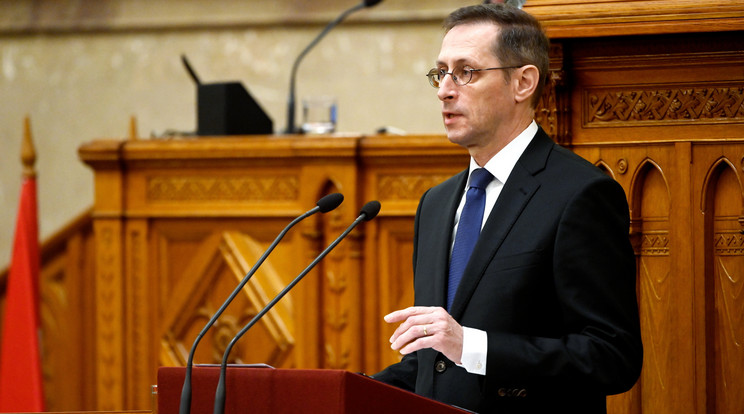 Varga Mihály pénzügyminiszter előterjesztőként felszólal a 2023-as költségvetés módosításának vitájában./ Fotó: .MTI/Bruzák Noémi