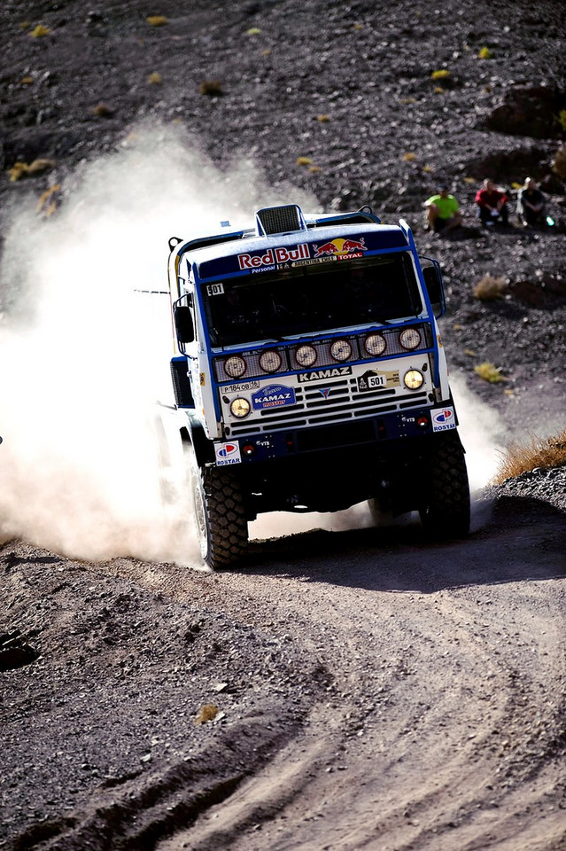 Rajd Dakar 2010: Przygoński atakuje, Hołowczyc awansuje (6. etap na żywo, wyniki, foto)