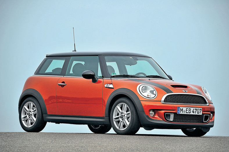 MINI R56