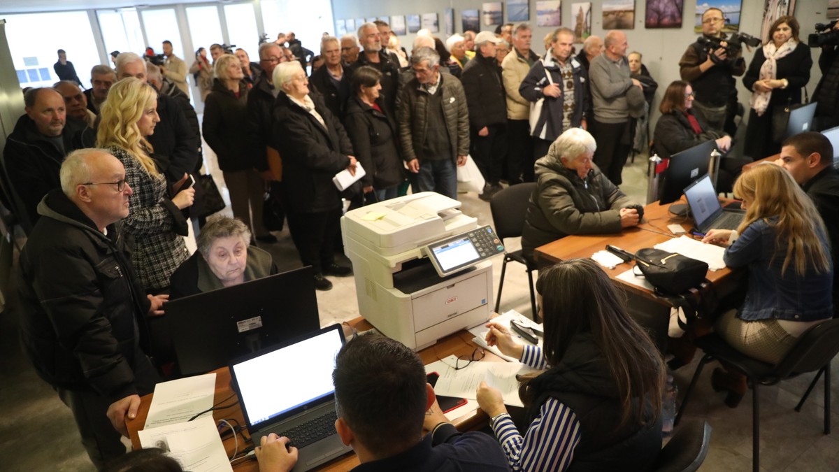 Gradska opština Zemun, legalizacija