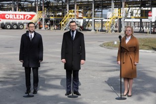 Morawiecki: Będę forsował koncepcję podatku od rosyjskich surowców w UE