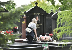 Novo bežanijsko groblje Saša Popović