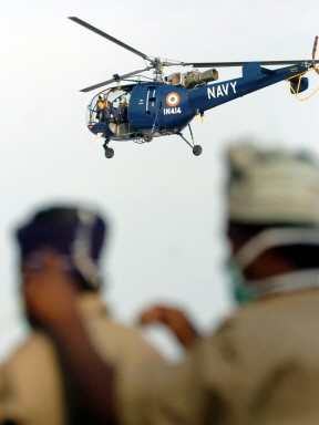 INDIA-ASIA-QUAKE-TSUNAMI-ARMY-HELICOPTER