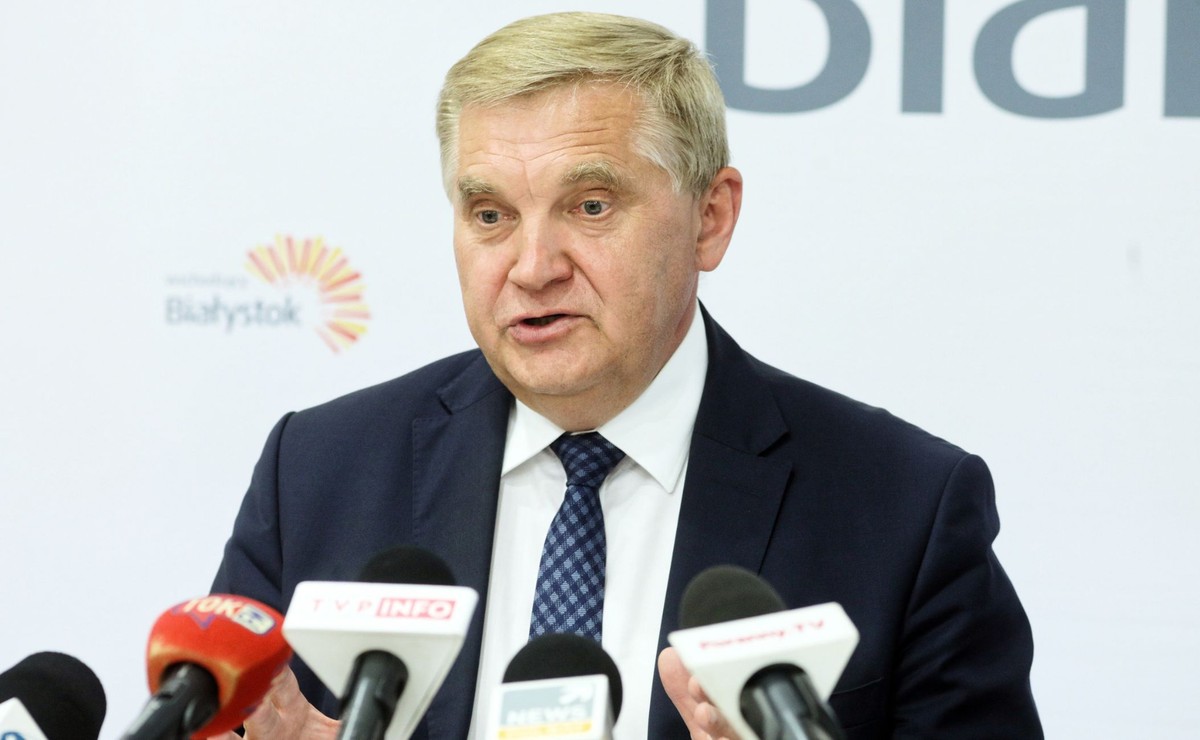 Ja ciągle liczę na to, że rząd się opamięta i nie będzie od nas wymagał narażania członków komisji i urzędników pracujących przy organizacji wyborów - mówi Tadeusz Truskolaski