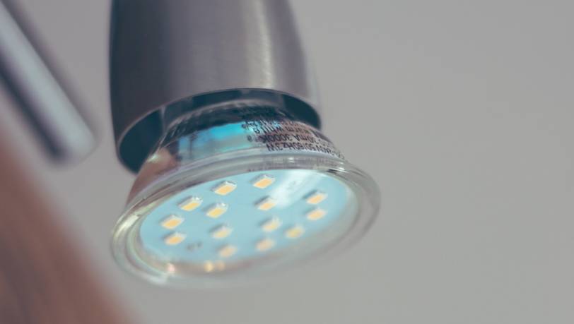 Beliebte smarte LED-Lampen von Philips Hue mit GU10-Fassung im Vergleich -  guenstiger.de Kaufberatung und Preisvergleich