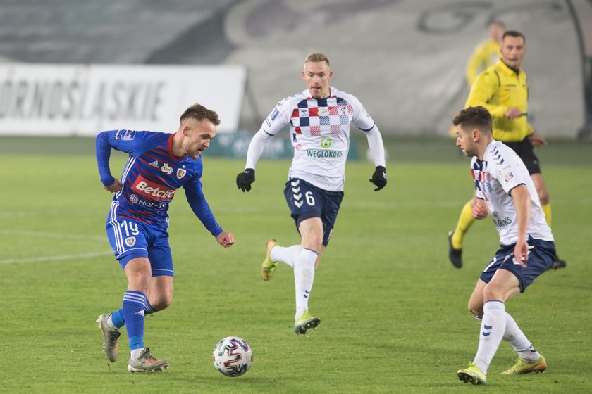 Pilka nozna. PKO Ekstraklasa. Gornik Zabrze - Piast Gliwice. 20.11.2020