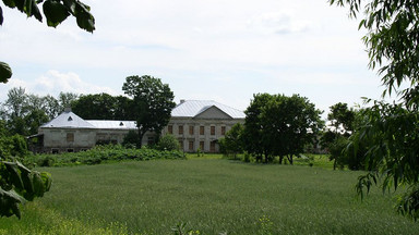 Pałac Radziwiłłów w Połoneczce wystawiony znów na sprzedaż