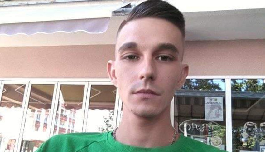 Denis P. se razneo bombom